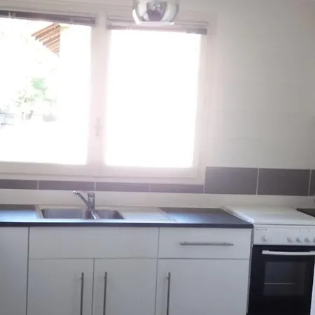 مكان تخييم Accueillant Avec Terrasse A - Api-1-52-706 سان جوليان-أون-بورن