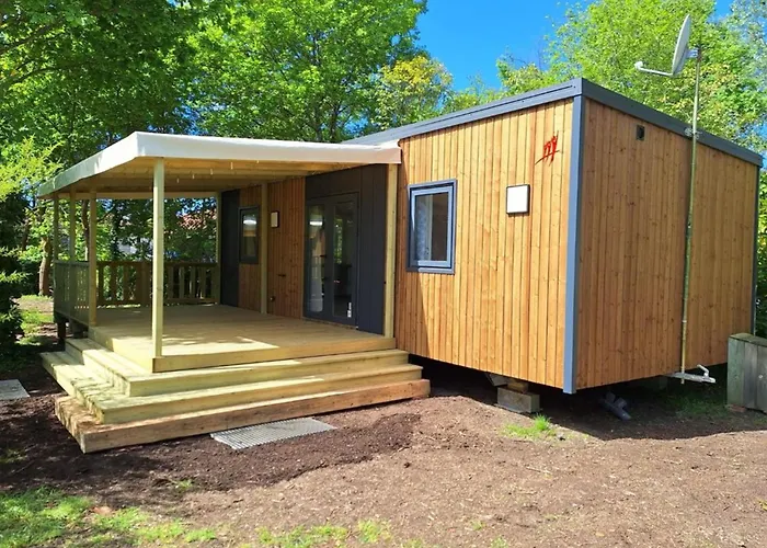Accueillant Avec Terrasse A - Api-1-52-706 * سان جوليان-أون-بورن